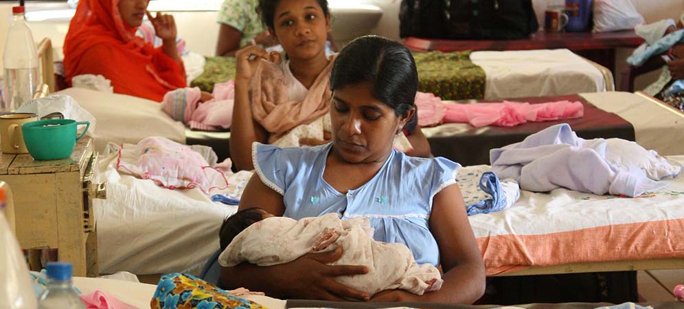 Mawannalla hospital Pre-natal and post natal care units. Sri Lanka. Photo: Simone D. McCourtie / World Bank