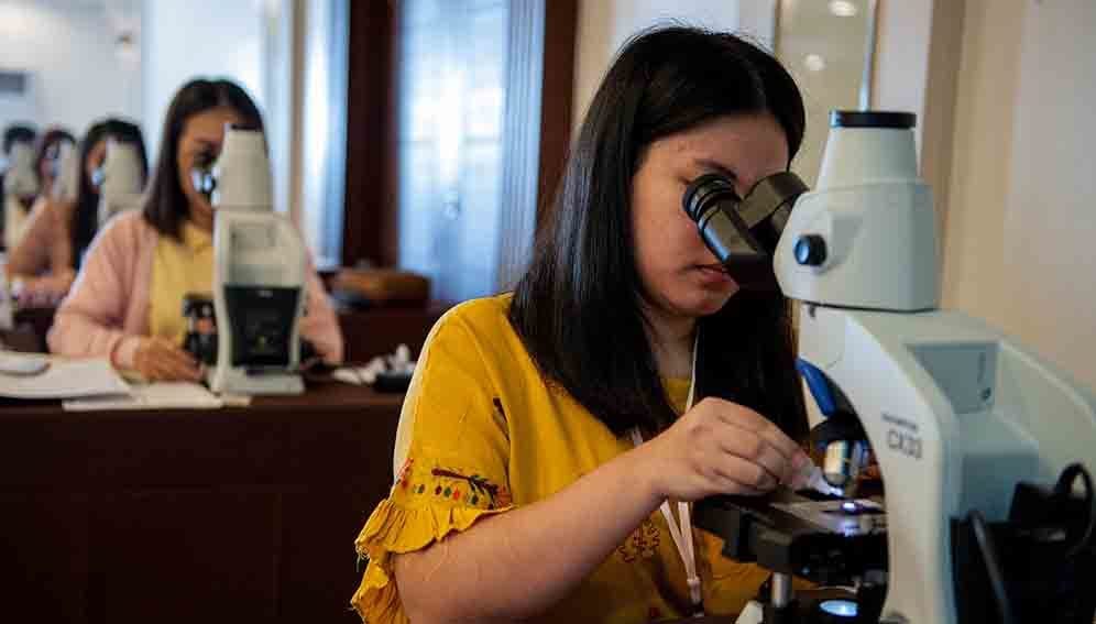 Malaria microscopy